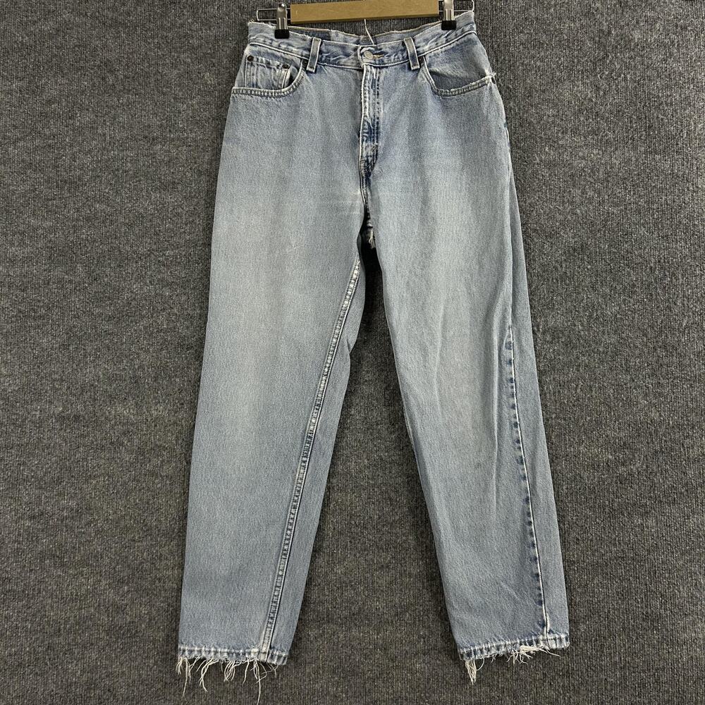Vintage Levis Jeans Womens 10 Relaxed Fit Tapered Leg Light Wash Distressed Y2K